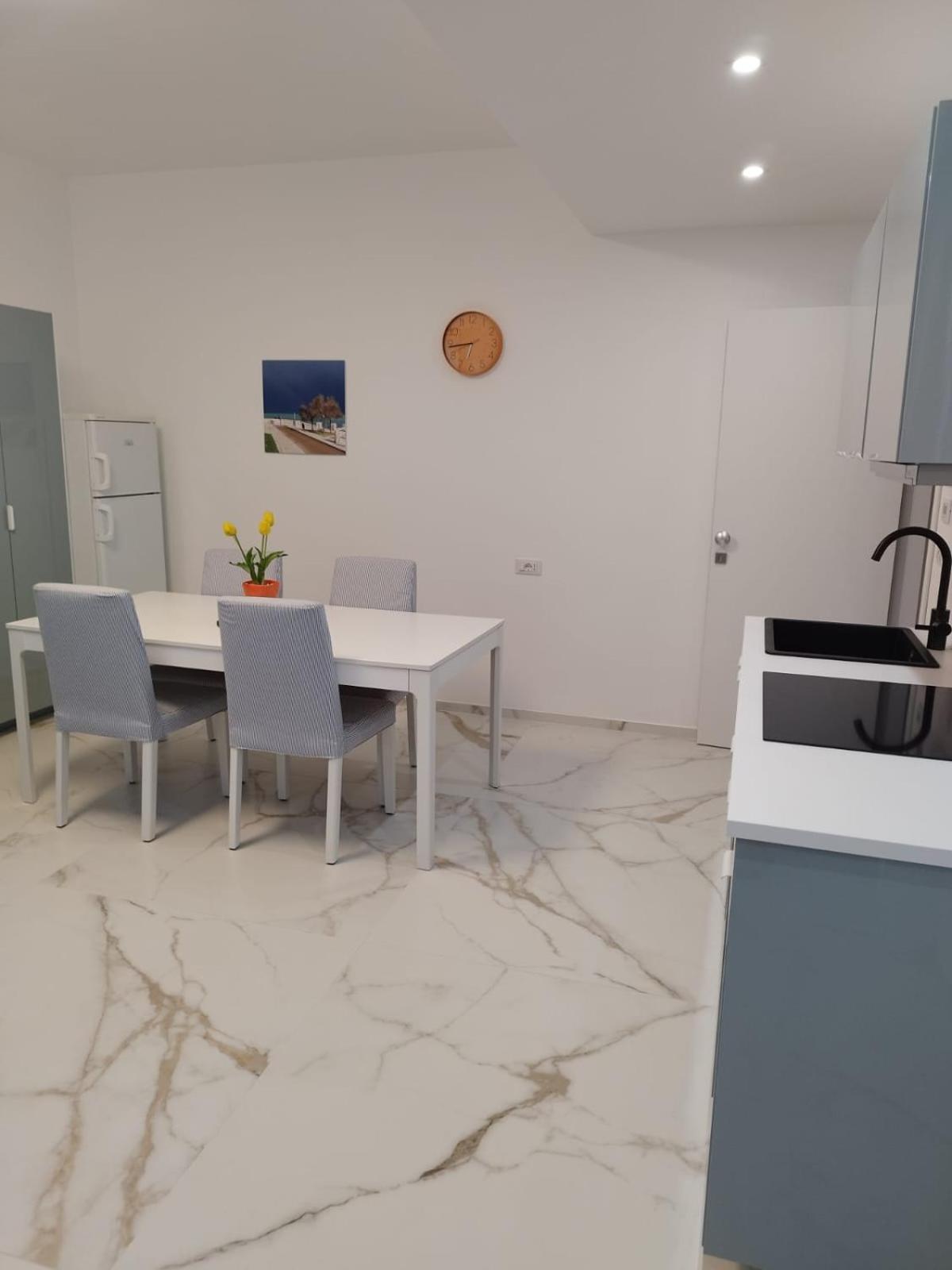 La Casa Di Mest Pepp مونوبولي المظهر الخارجي الصورة